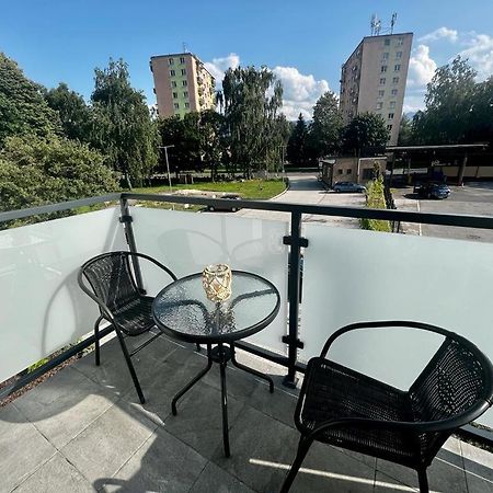 Urban Green Apartment Liptovsky Mikulas Bagian luar foto